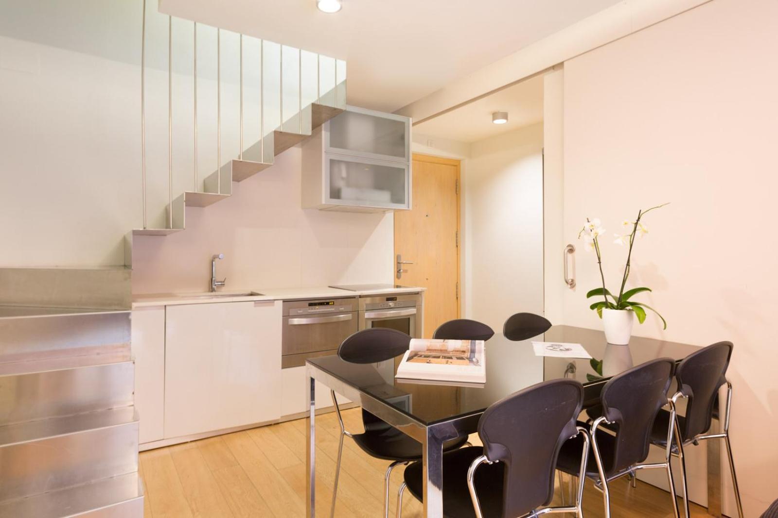 My Space Emirates - Fully Equipped Apartments Near The Beach With Shared Pool Barcelona Exterior photo